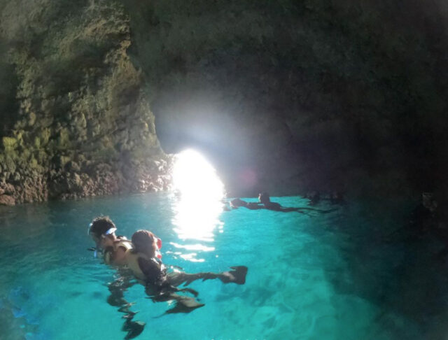 青の洞窟 シュノーケリング