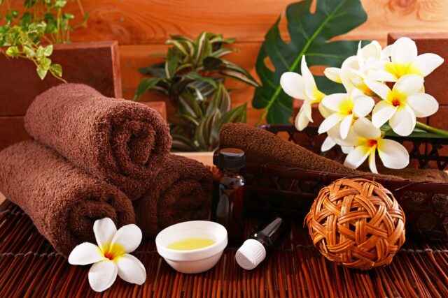 スパ　マッサージ　持ち物