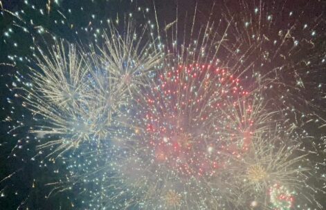 【沖縄・北部】★先着200名早割★2025年7月5日開催『第47回海洋博美ら海花火大会』日帰りバスツアー西側ルートBコース：有料エリア・イス席入場券付（No.286）