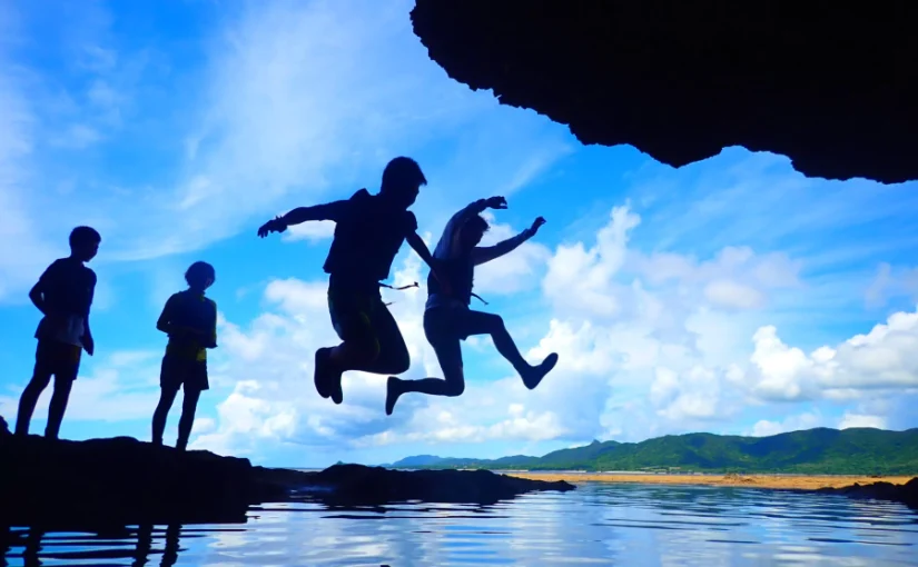 石垣島青の洞窟