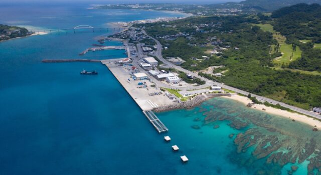 本部港、船旅ツアー