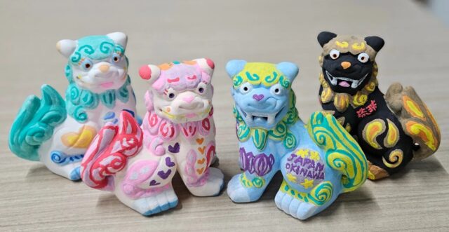 シーサー　絵付け体験　室内