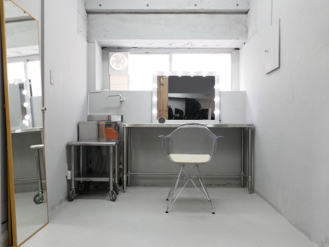 着物サロンのスタジオ