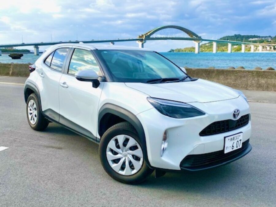 【那覇空港周辺・レンタカー】SUV《最大5名乗り》カーナビ・ETC・ドライブレコーダー標準装備〈他店舗乗り捨て可〉（No.r-31）