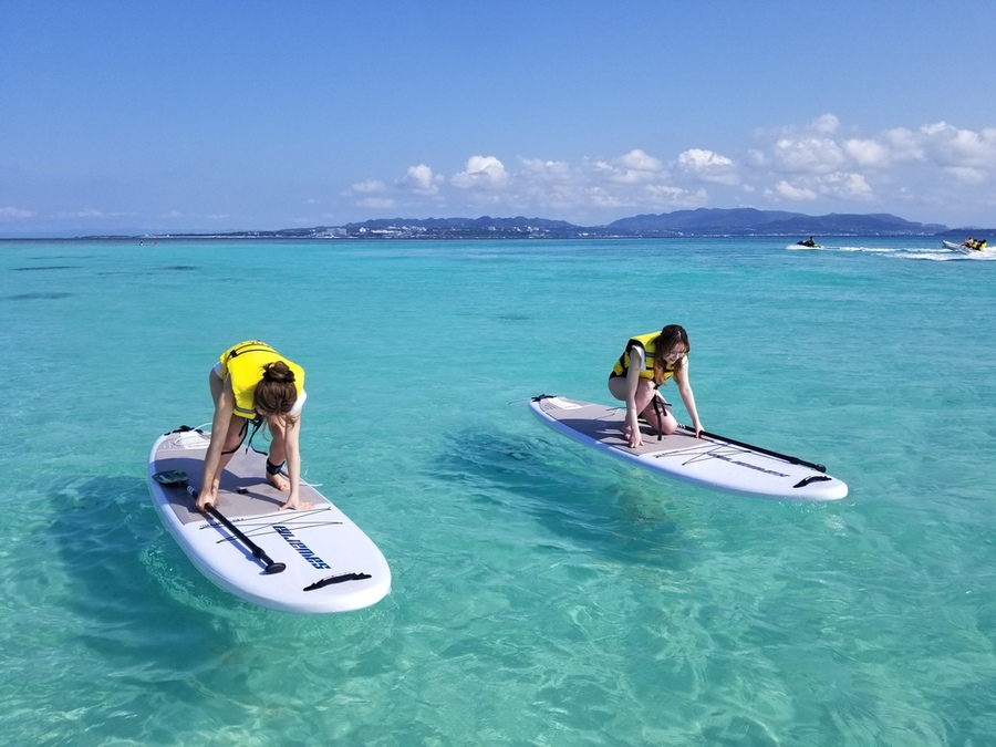 【沖縄・伊江島/1時間】6歳〜70歳OK！解放感たっぷりのSUPクルージング♪島内散策も楽しめる☆《写真無料＋最大6時間レンタサイクル付き》（No.659）