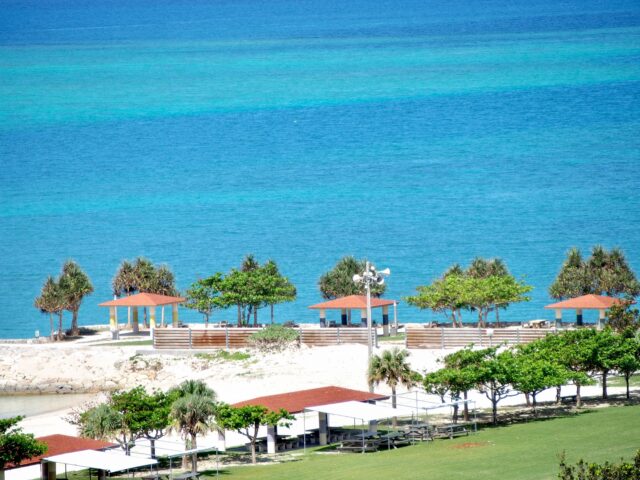 沖縄の人気ビーチランキングTOP15！穴場から那覇空港やホテル近くにあるビーチも！