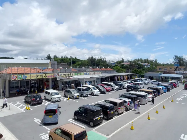 沖縄恩納村の人気観光地おんなの駅
