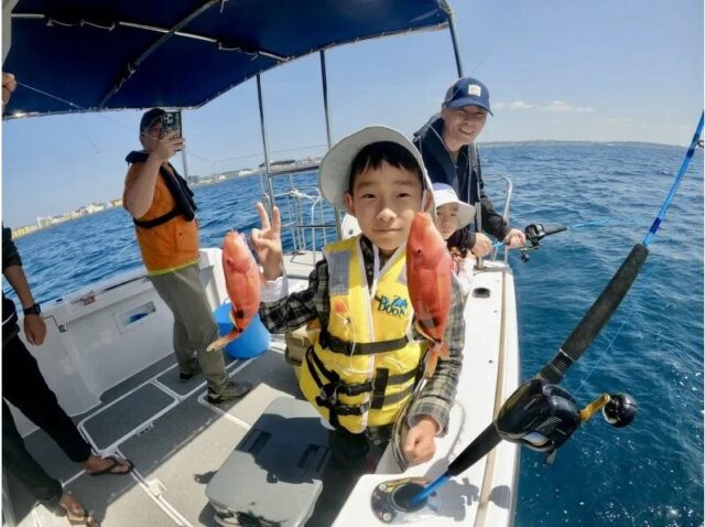 トロピカルフィッシング　ホエールウォッチング