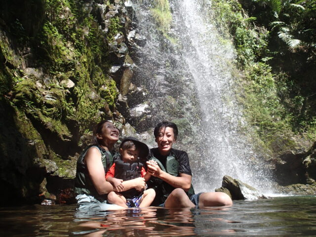 やんばる　リバートレッキング