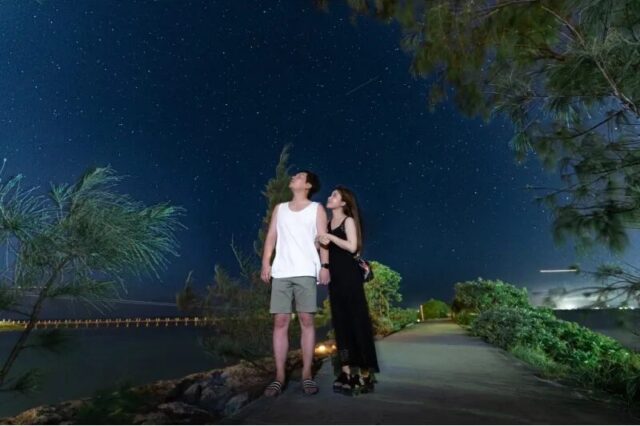 【沖縄・恩納村】落ち着く波の音と星を楽しもう☆星空浴と宙さんぽナイトツアー《インスタ映え写真撮影付き》inシェラトン沖縄サンマリーナ