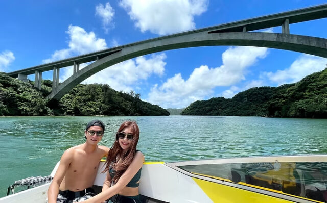 ボートクルーズ