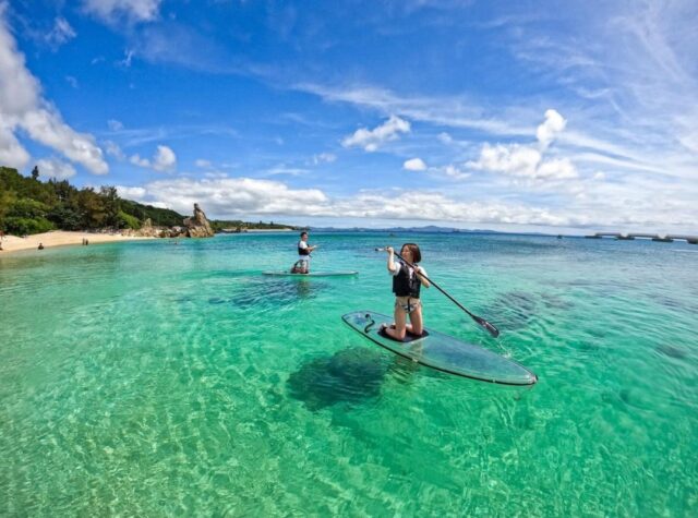 沖縄本島（恩納村）で人気急上昇アクティビティ『SUP』を楽しもう！