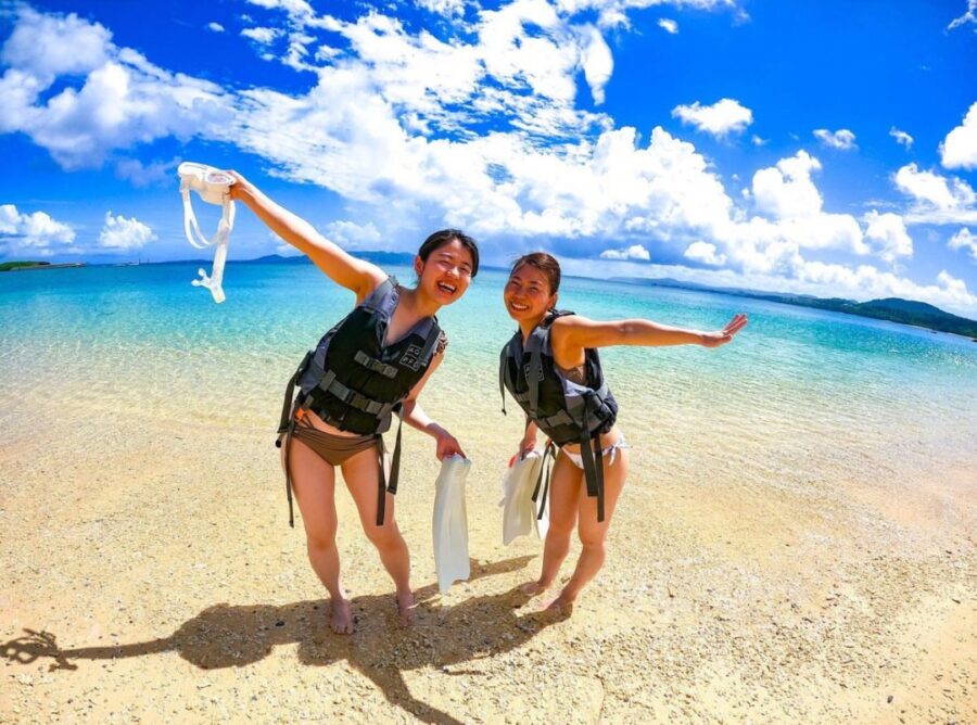 ビーチ、女子旅、沖縄