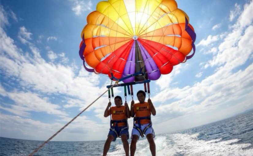 沖縄　パラセーリング