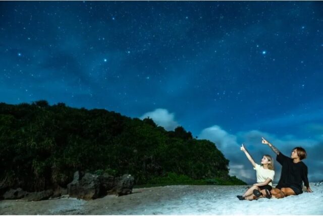 【沖縄・古宇利島】カップル・ファミリーに大人気☆絶景スポット『古宇利島』で星空浴と宙さんぽナイトツアー《インスタ映え写真撮影＆星の解説付き》（No.203）