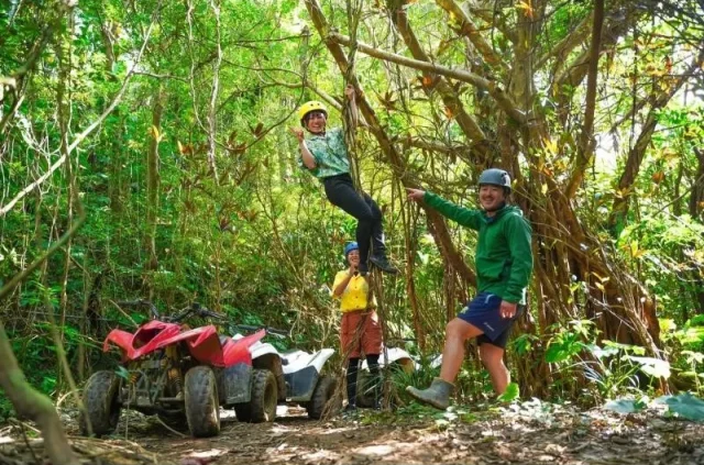 自然いっぱいの沖縄でバギーツアーを満喫