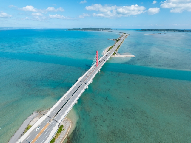 海中道路