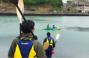 【沖縄本島・比謝川】当日予約OKグループ割/家族割あり★2歳から参加可能！沖縄ならではの自然を体感！マングローブカヤックツアー