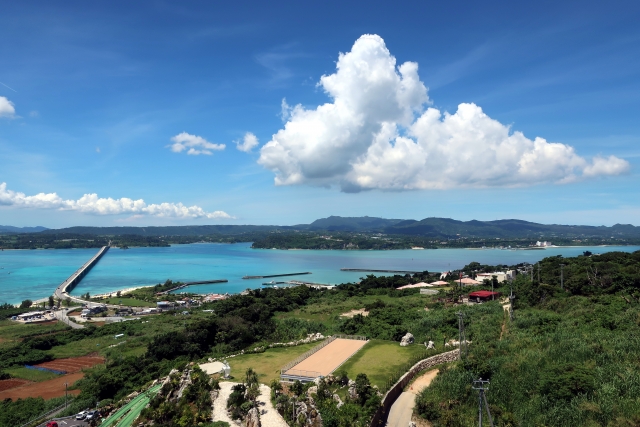 沖縄・古宇利島の魅力を徹底ガイド！絶景スポット・アクセス・アクティビティを総まとめ