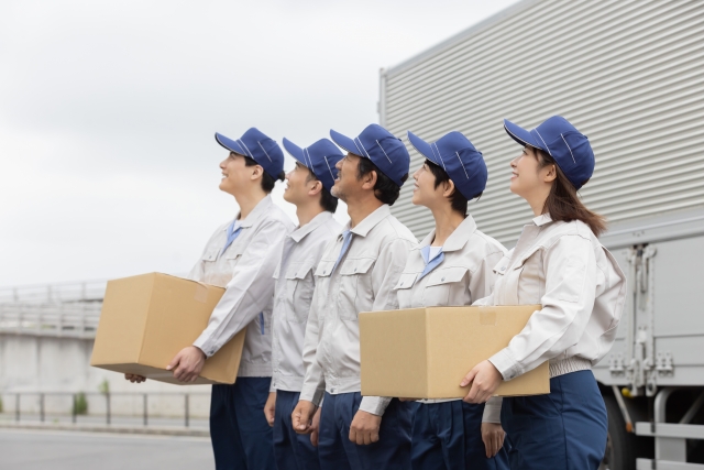 沖縄へ引越しする人必見！車の輸送方法・料金相場・荷物の準備まで徹底解説