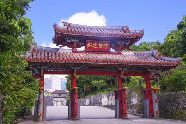 沖縄世界自然遺産　首里城