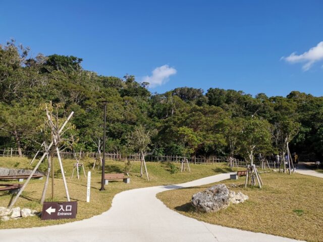 一度は行くべき沖縄の最強パワースポット！縁結び・金運UPの神社を穴場から定番まで紹介