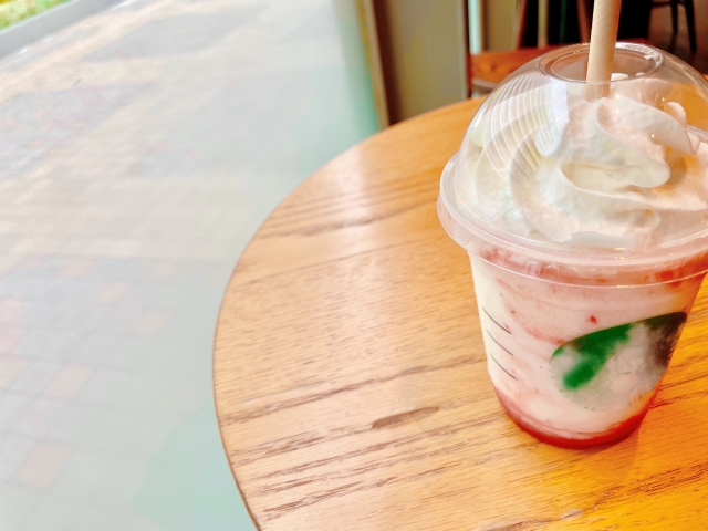 沖縄のスターバックスで楽しむフラペチーノ