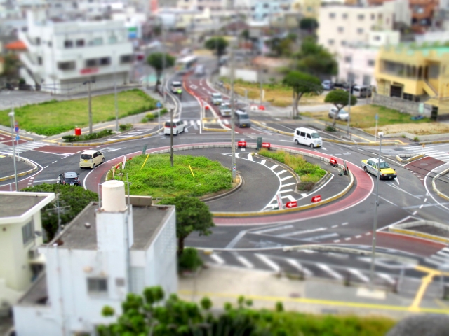 糸満市　ロータリー