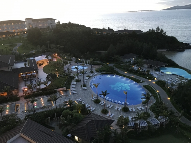 沖縄　ハレクラニ