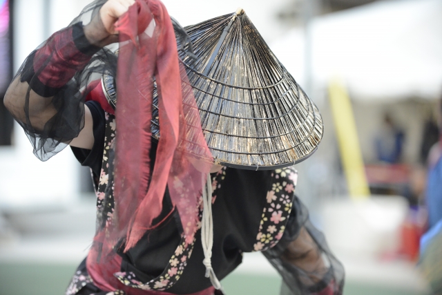 沖縄　まつり　青年