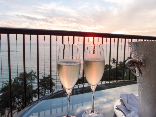 ホテル　夕日　ワイン