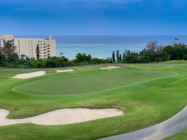 ゴルフ場　PGMゴルフリゾート沖縄　沖縄