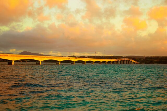 古宇利大橋　夕方