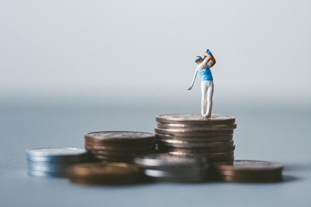 ゴルフ　費用　沖縄