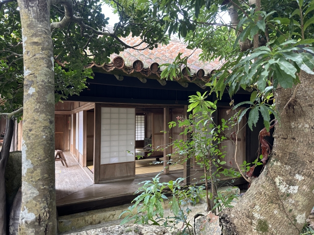 沖縄 中部 観光 中村家住宅