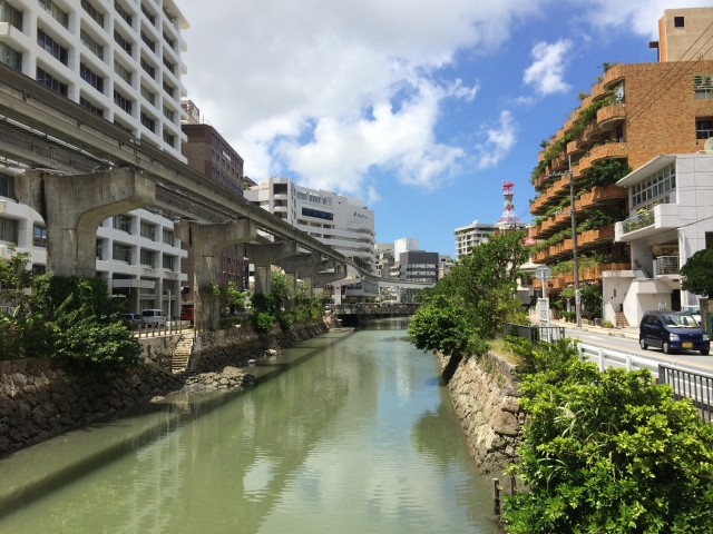 沖縄　那覇　安里川